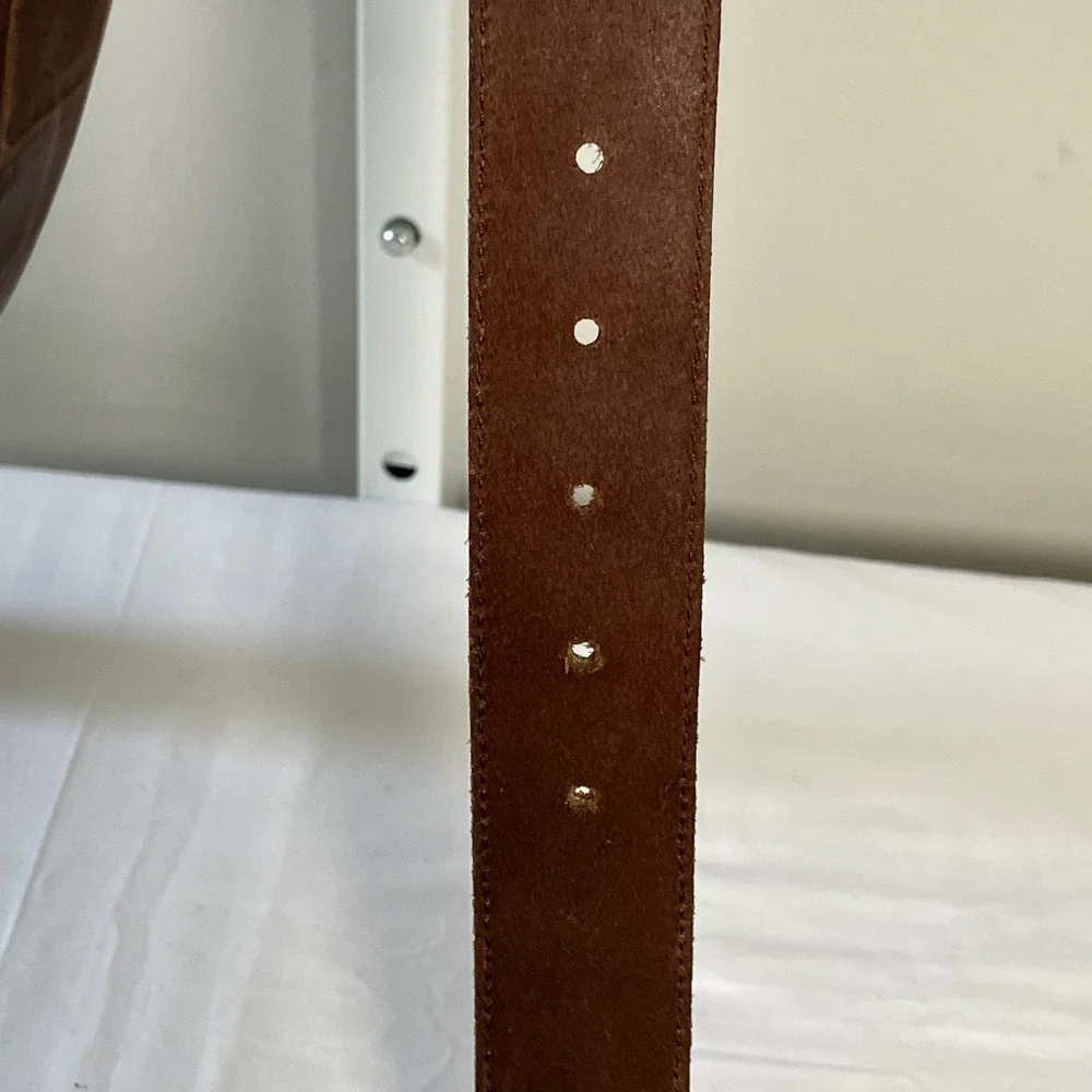 Vtg Linea Pelle Belt Croc Embossed Leather Brown/Gold Tone‎ Buckle Italy M Boho